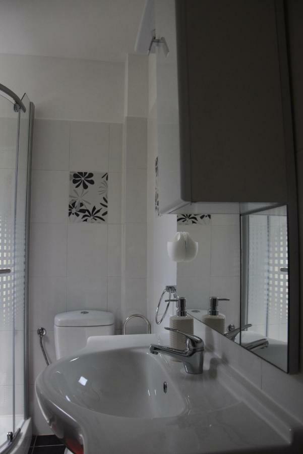 Apartament Apartman Ana Sali Zewnętrze zdjęcie