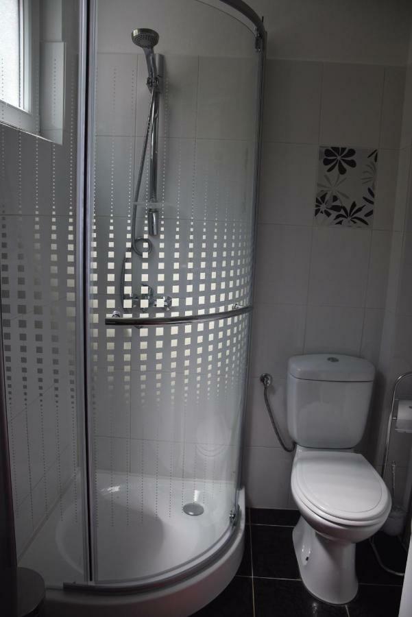 Apartament Apartman Ana Sali Zewnętrze zdjęcie