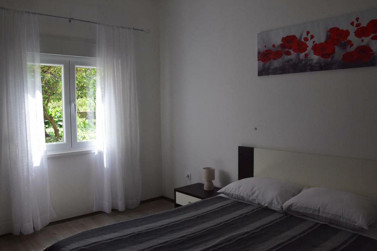 Apartament Apartman Ana Sali Zewnętrze zdjęcie