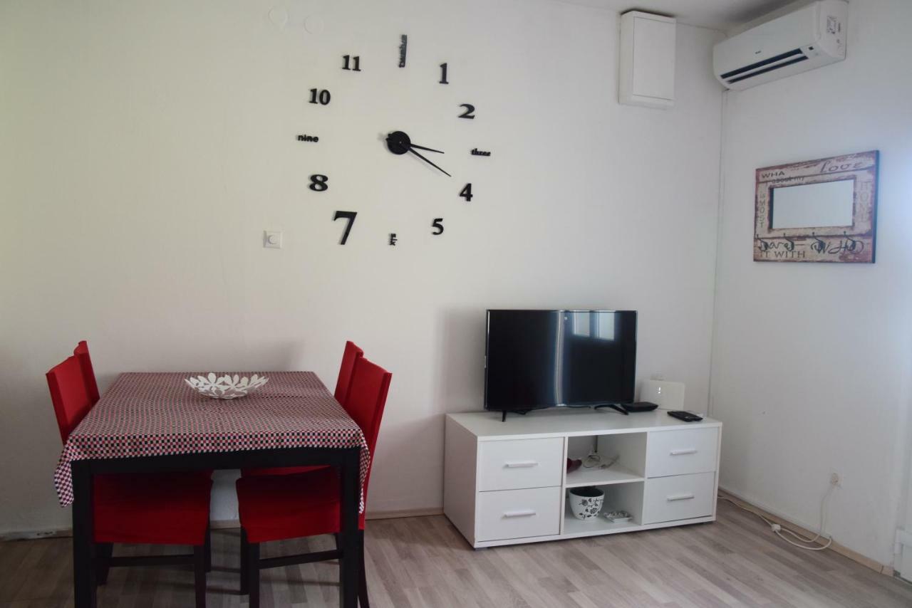 Apartament Apartman Ana Sali Zewnętrze zdjęcie