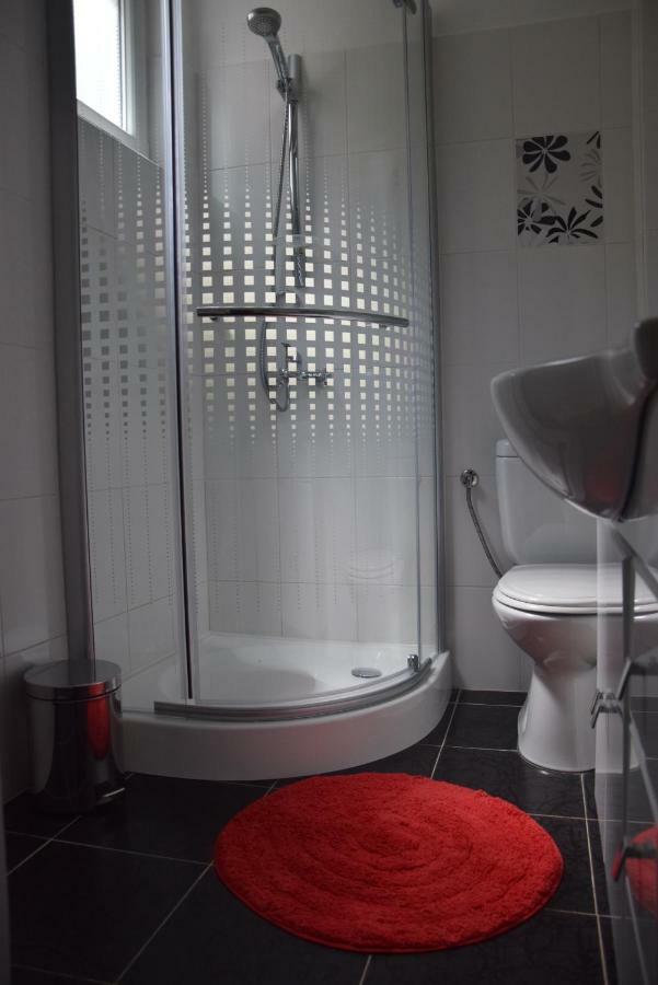 Apartament Apartman Ana Sali Zewnętrze zdjęcie